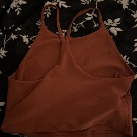 Workout tank top - Picture 2 of 3